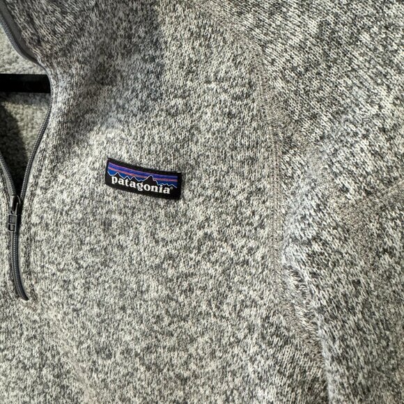Wayfair Branded Grey Quarter Zip Patagonia Pullover - Size‎ Medium - Picture 3 of 5